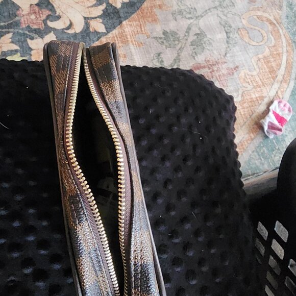 Louis Vuitton shaving bag - Picture 8 of 8